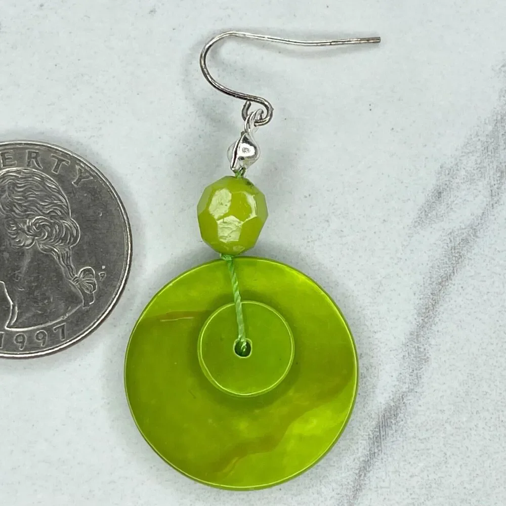 Silver Tone Green Shell Seashell Beaded Dangle Earrings Pierced Pair